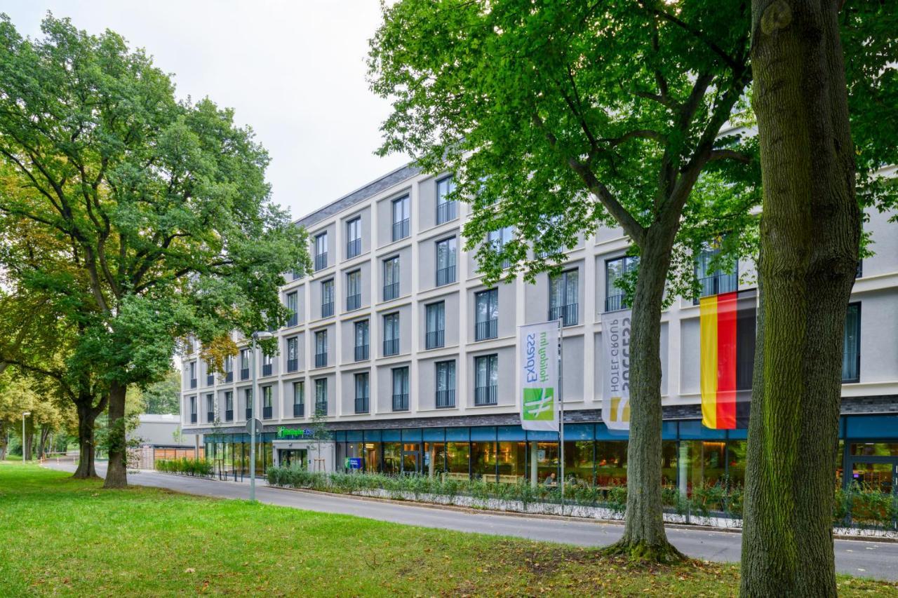 Holiday Inn Express Goettingen By Ihg Dış mekan fotoğraf