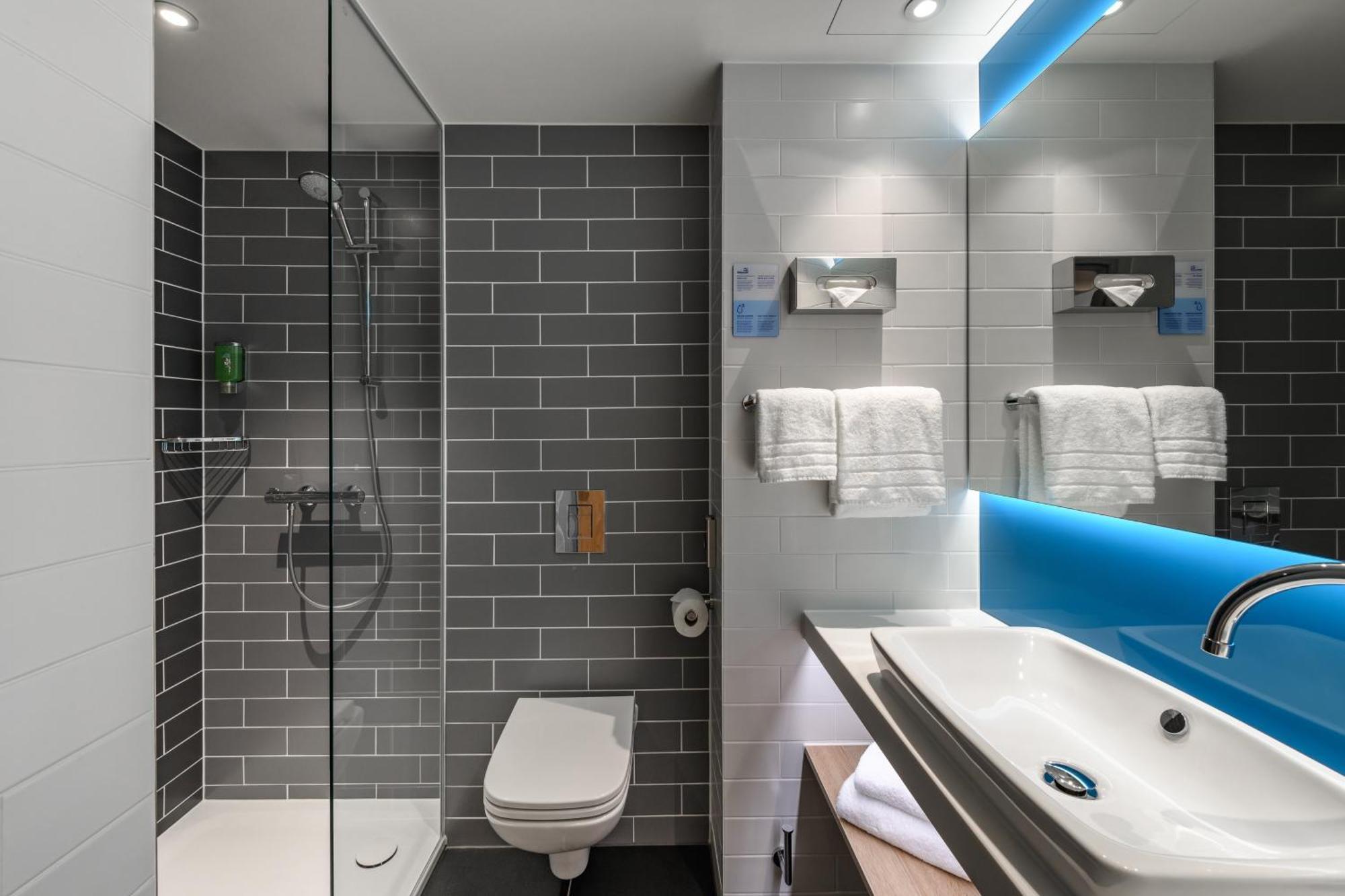 Holiday Inn Express Goettingen By Ihg Dış mekan fotoğraf